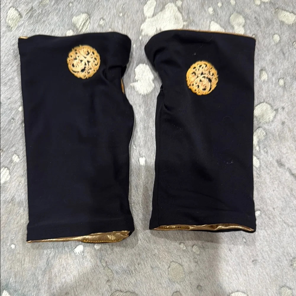 Elegant Black and Gold Women's Sun Gloves